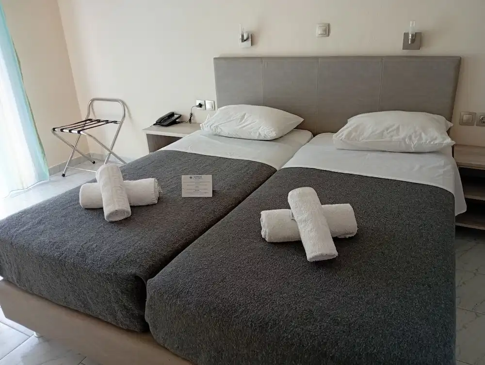 Leonidas Hotel and Studios — Hotel rooms in Kos Town, South Aegean