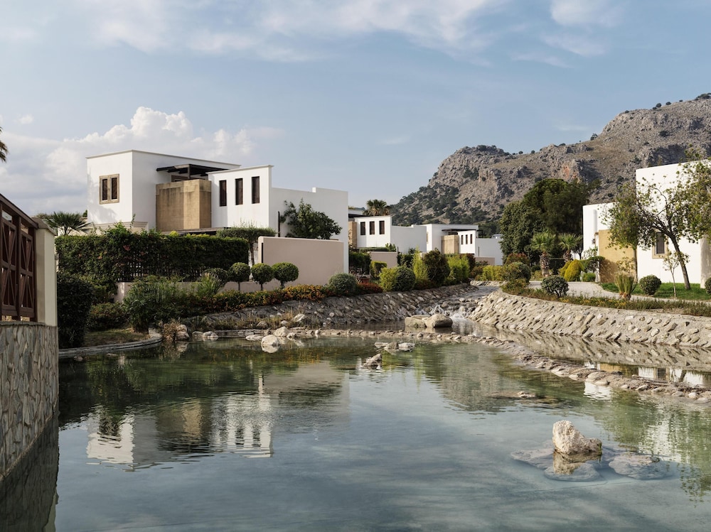 Aulus Lindos Rhodes, All-Inclusive Resort, Curio Collection by Hilton — Hotel building in Kiotari, South Aegean