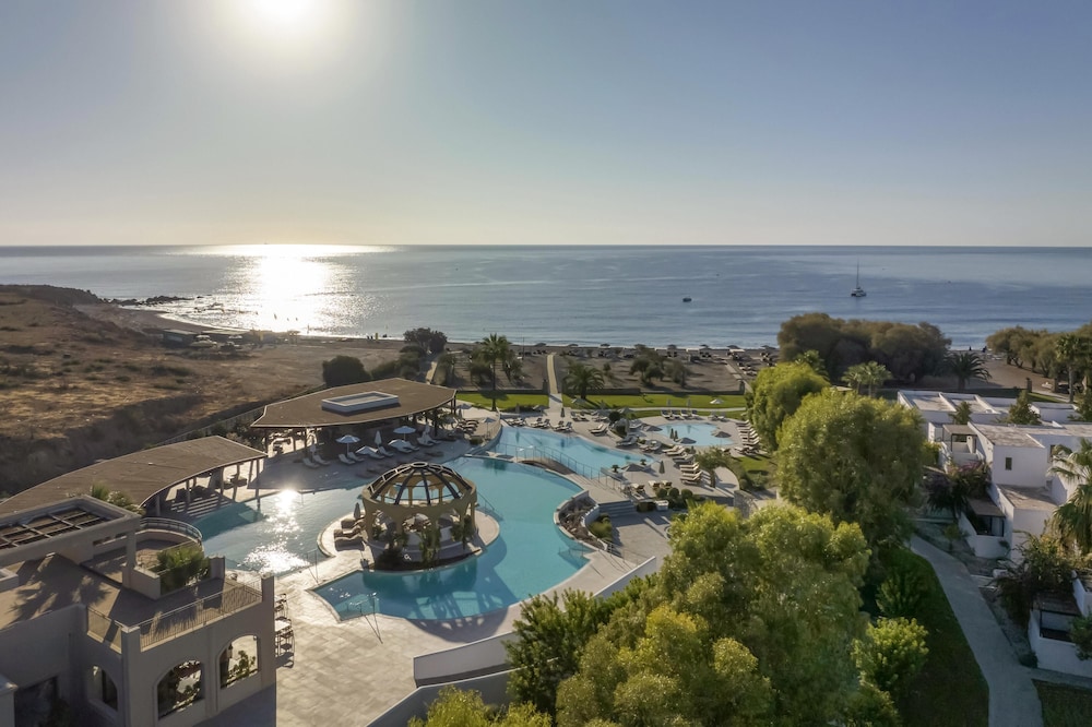 Aulus Lindos Rhodes, All-Inclusive Resort, Curio Collection by Hilton — Swimming pool in Kiotari, South Aegean