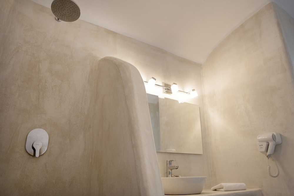 Lindos Sun — Hotel rooms in Lindos, South Aegean