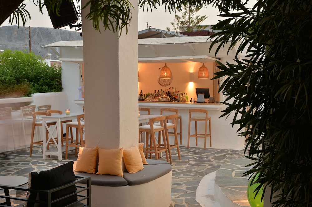 Lindos Sun — Restaurant & bars in Lindos, South Aegean
