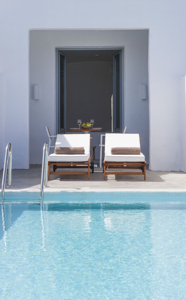 Lindos Sun — Swimming pool in Lindos, South Aegean