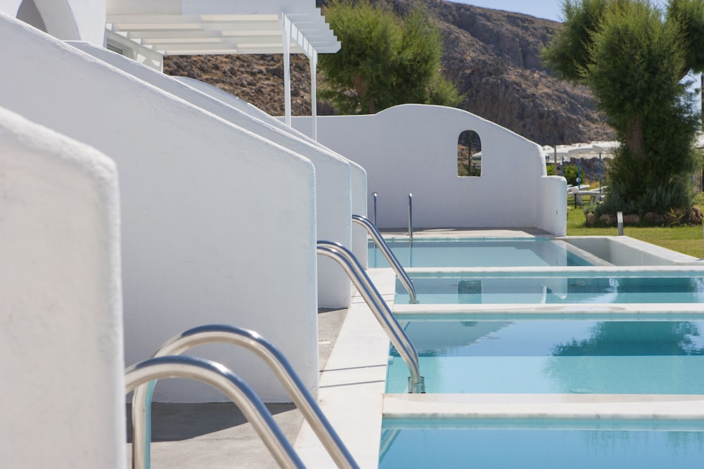 Lindos Sun — Swimming pool in Lindos, South Aegean