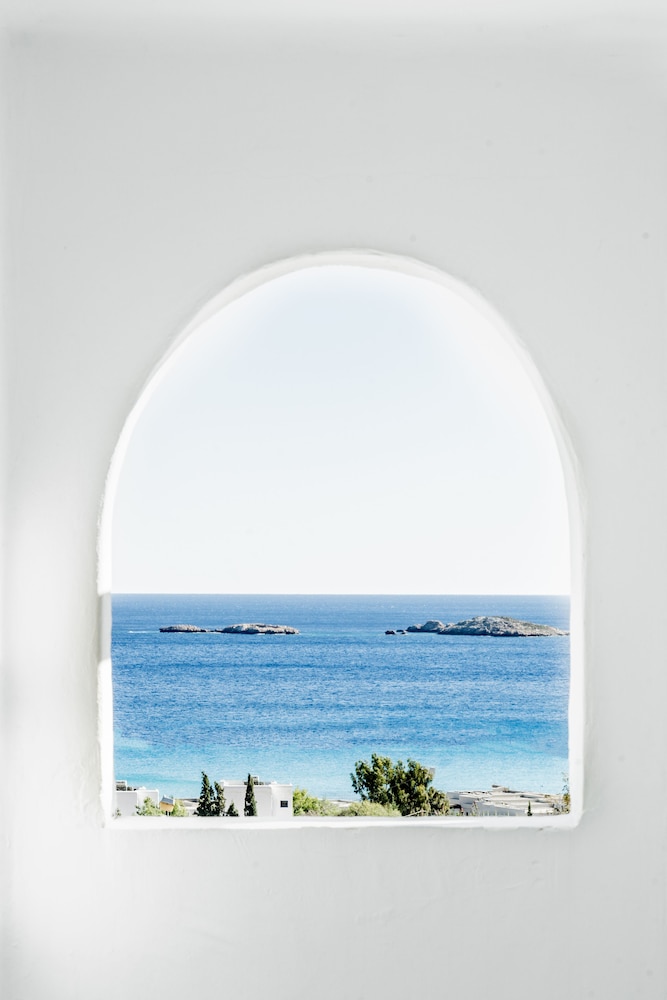 Lindos Sun — Beach in Lindos, South Aegean