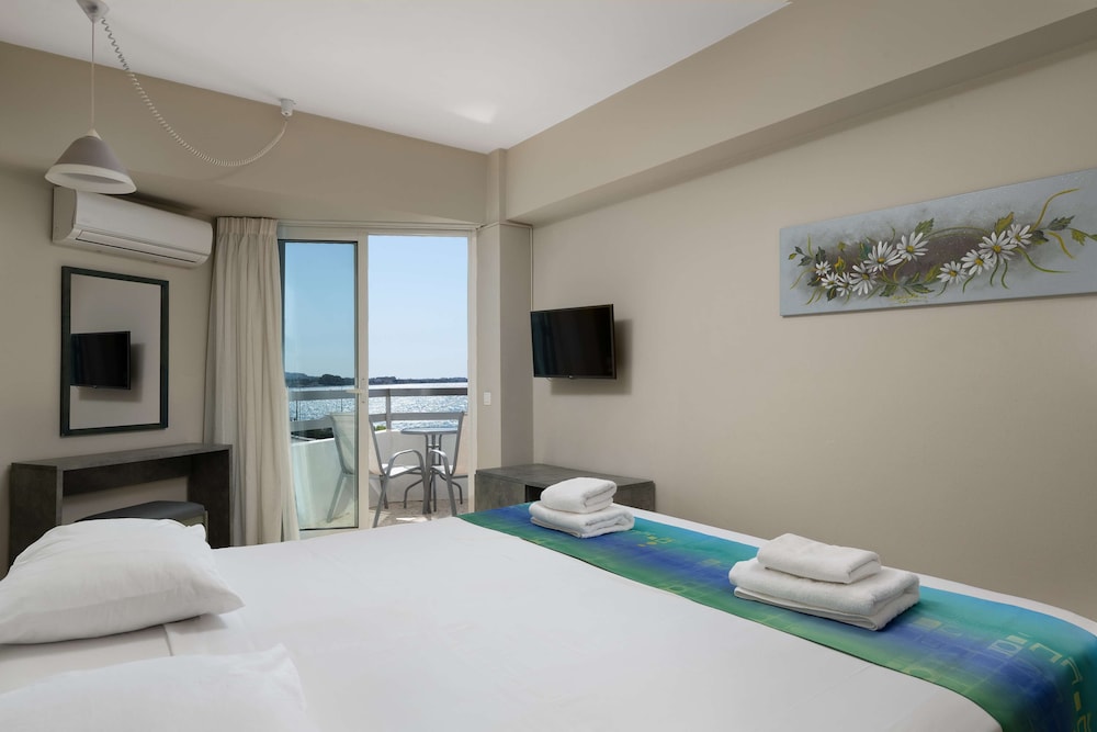Lito Hotel — Hotel rooms in Rhodes Town, South Aegean