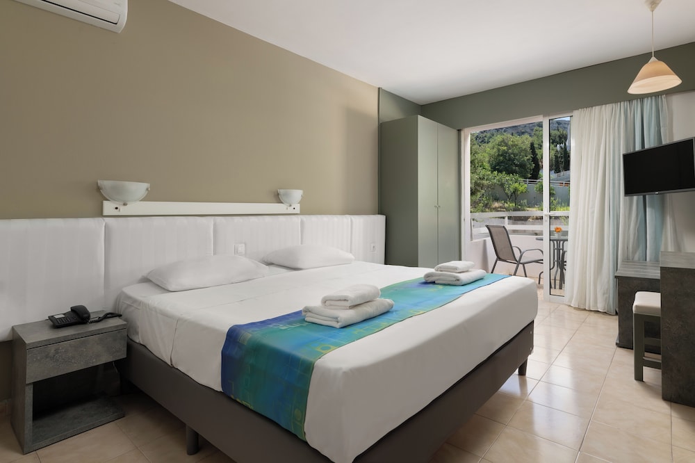 Lito Hotel — Hotel rooms in Rhodes Town, South Aegean