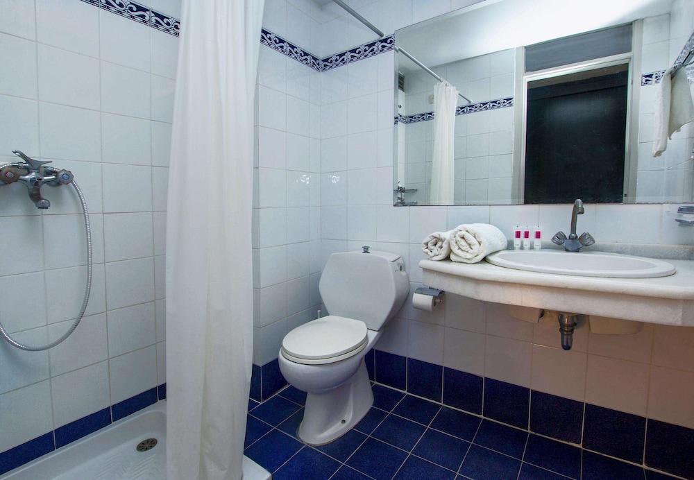 Lito Hotel — Hotel rooms in Rhodes Town, South Aegean