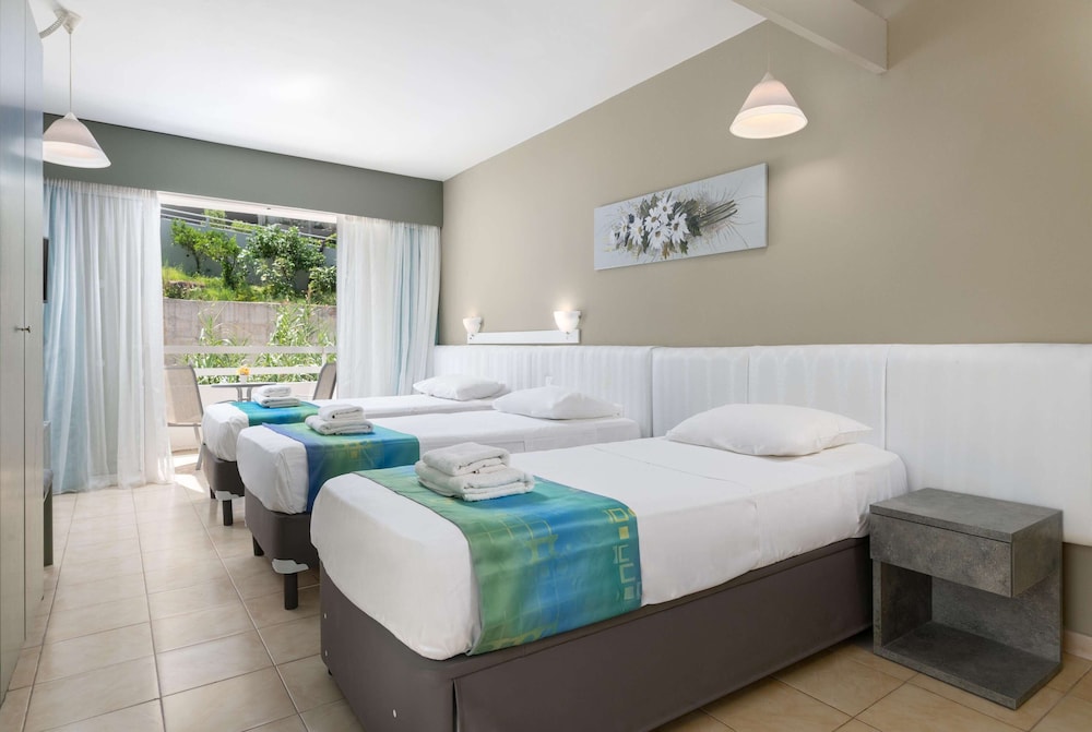 Lito Hotel — Hotel rooms in Rhodes Town, South Aegean