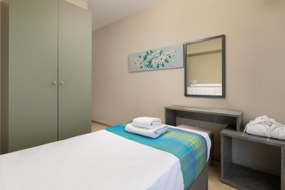 Lito Hotel — Hotel rooms in Rhodes Town, South Aegean