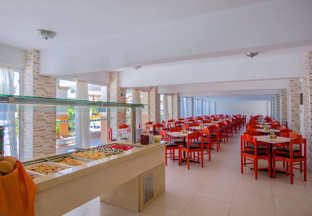 Lito Hotel — Restaurant & bars in Rhodes Town, South Aegean