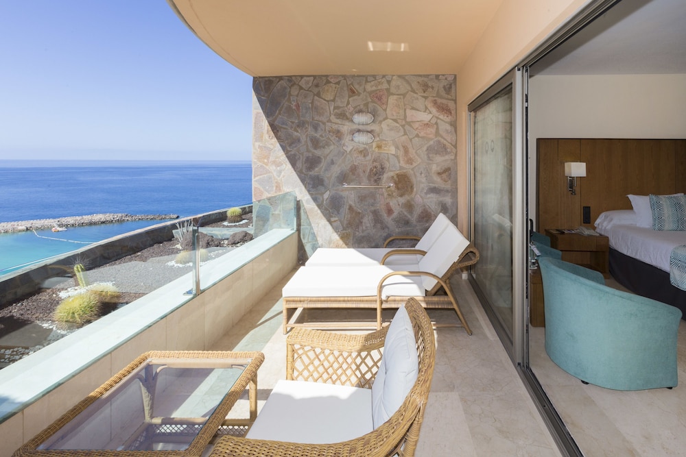 Gloria Palace Royal Hotel & Spa — Hotel rooms in Puerto Rico, Canary Islands