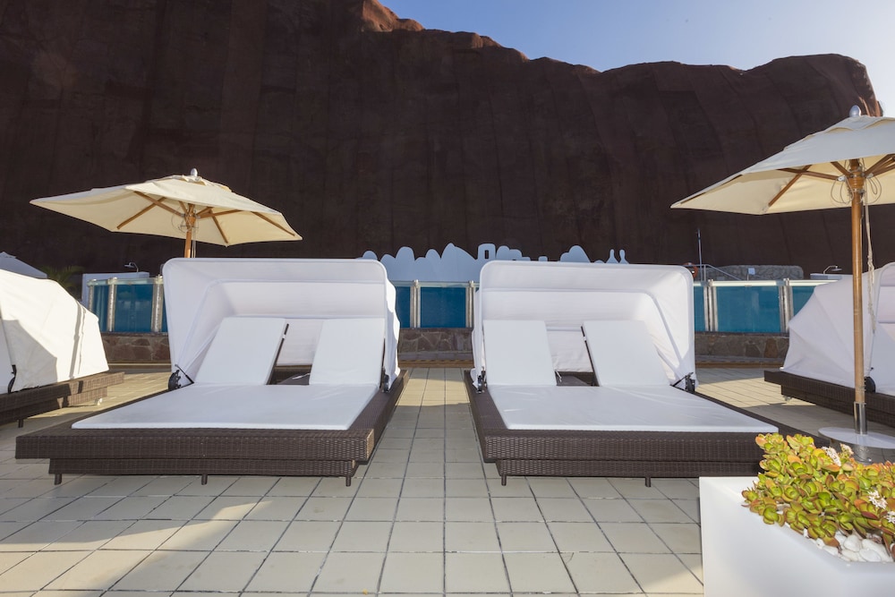 Gloria Palace Royal Hotel & Spa — Swimming pool in Puerto Rico, Canary Islands