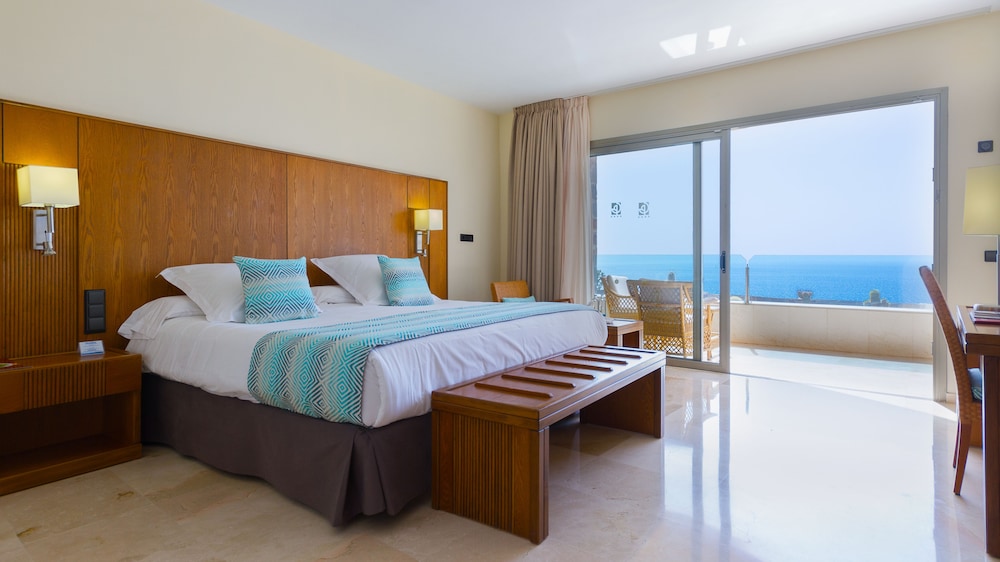 Gloria Palace Royal Hotel & Spa — Hotel rooms in Puerto Rico, Canary Islands
