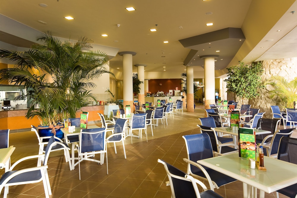 Gloria Palace Royal Hotel & Spa — Restaurant & bars in Puerto Rico, Canary Islands