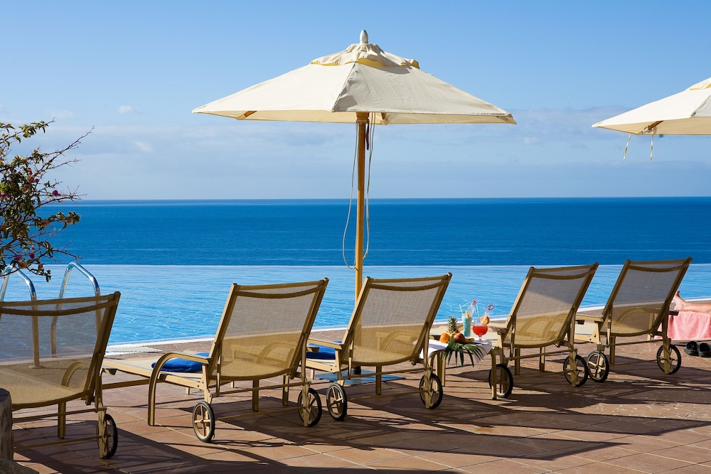 Gloria Palace Royal Hotel & Spa — Swimming pool in Puerto Rico, Canary Islands