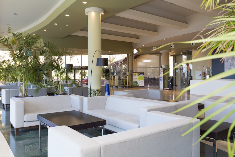 Gloria Palace Royal Hotel & Spa — Hotel building in Puerto Rico, Canary Islands