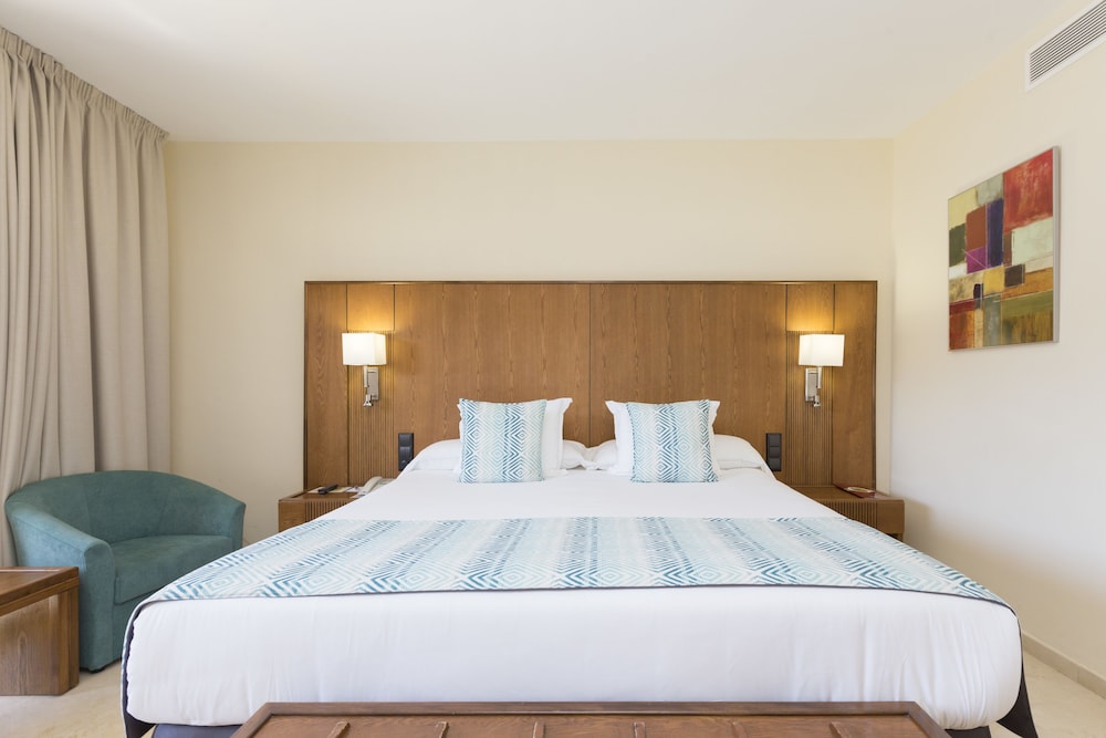 Gloria Palace Royal Hotel & Spa — Hotel rooms in Puerto Rico, Canary Islands