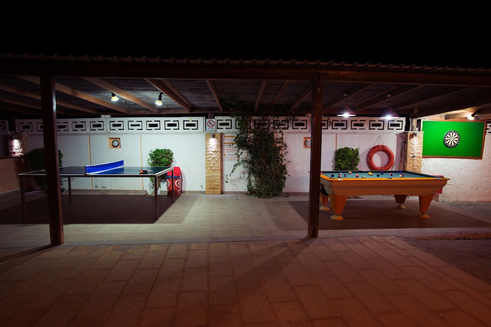 Meliton Hotel — Sports & recreation in Theologos, South Aegean