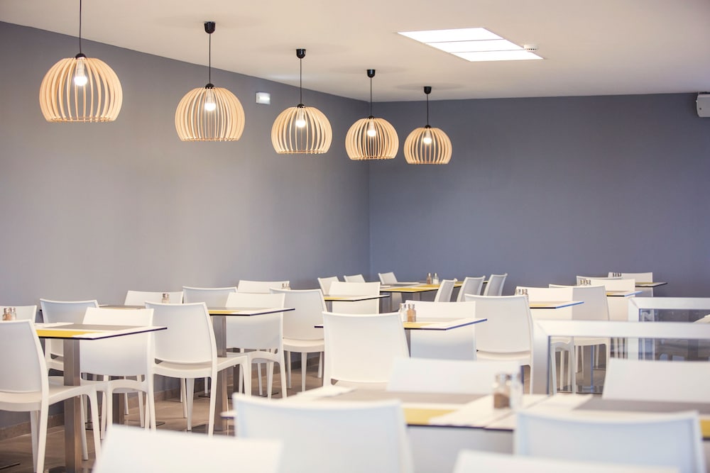 Hotel Mimosa — Restaurant & bars in Sidari, Ionian Islands