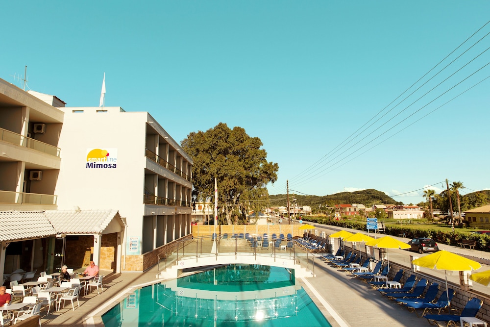 Hotel Mimosa — Swimming pool in Sidari, Ionian Islands