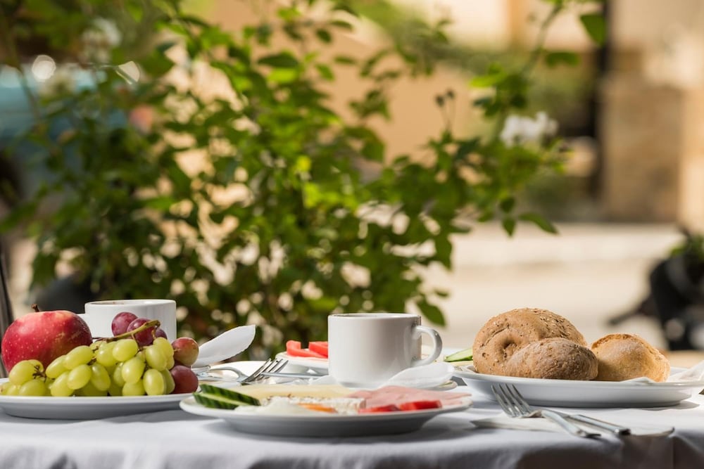 Minos Village — Restaurant & bars in Chania