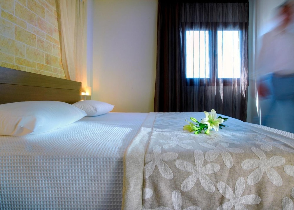 Minos Village — Hotel rooms in Chania