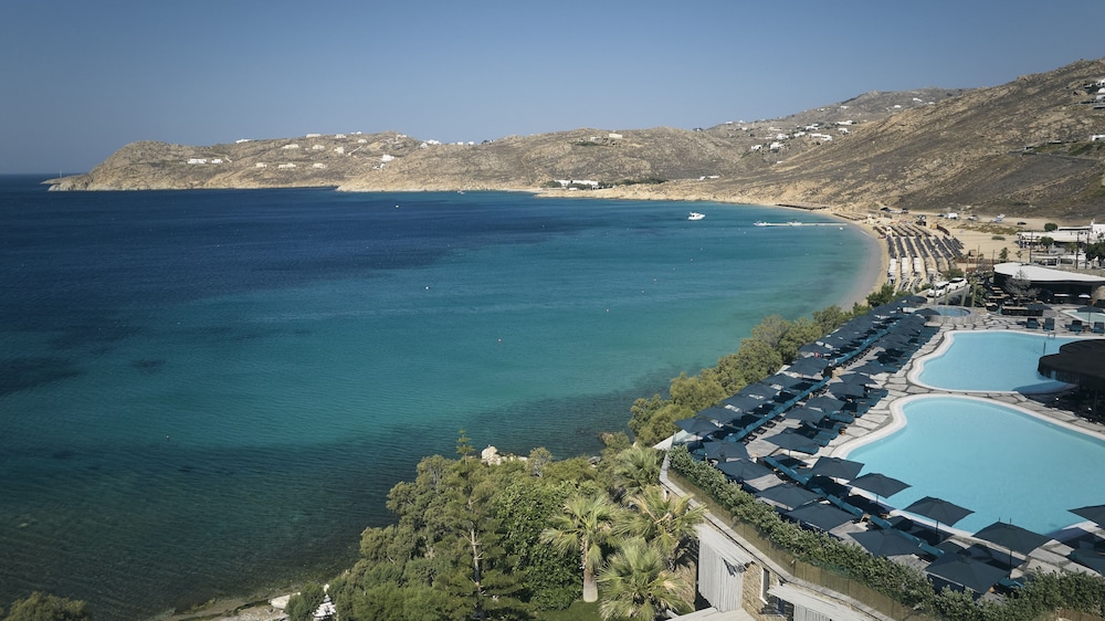 Myconian Imperial - Leading Hotels of the World — Hotel rooms in Elia, South Aegean
