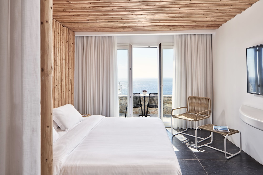Myconian Imperial - Leading Hotels of the World — Hotel rooms in Elia, South Aegean