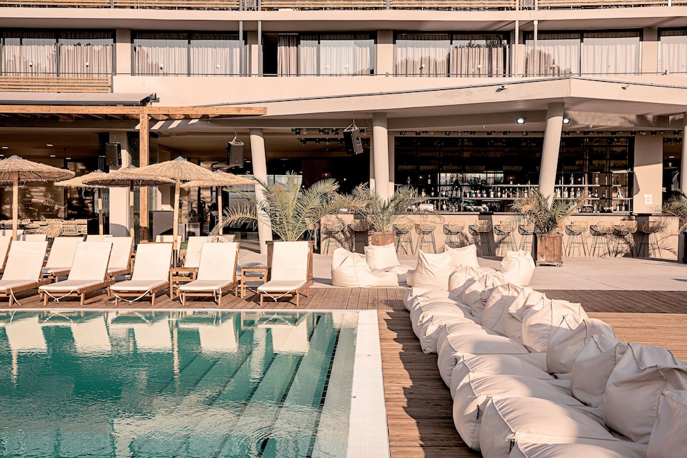 Sunny Beach Club - Adults only — Pool in Sunny Beach, Burgas Region