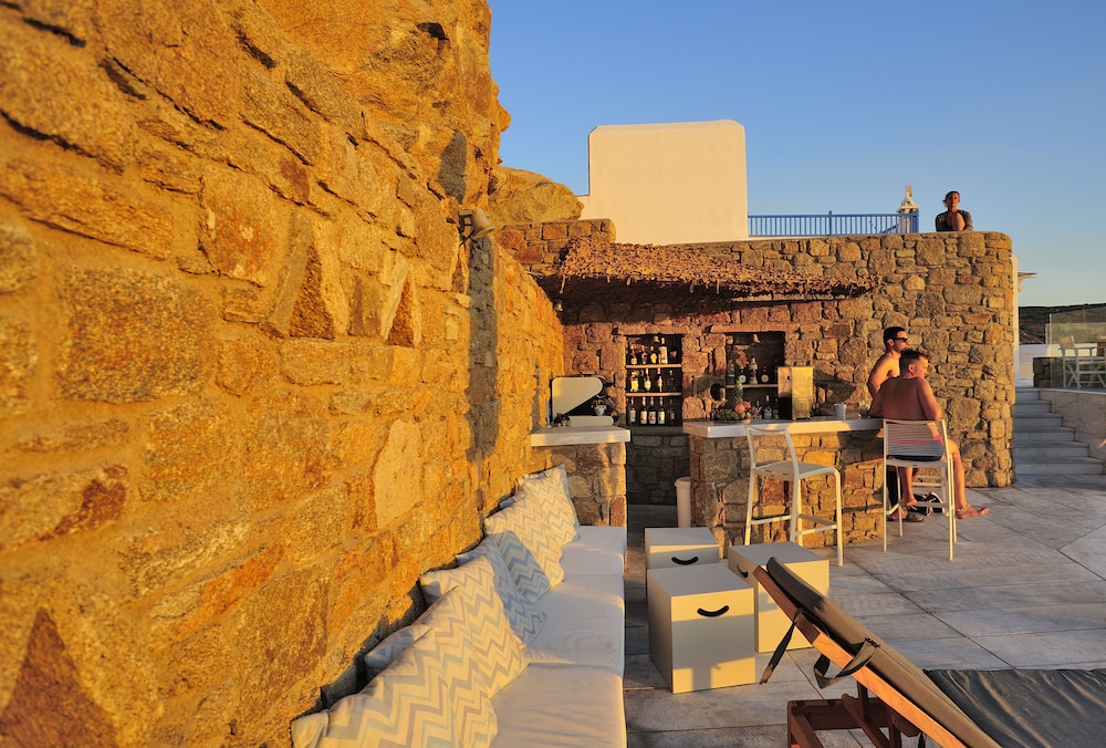 Mykonos Beach Hotel — Restaurant & bars in Mykonos Town, South Aegean