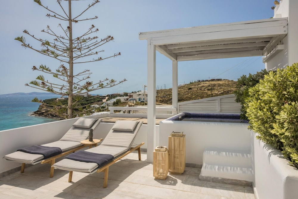 Grace Mykonos — Hotel rooms in Agios Stefanos, South Aegean
