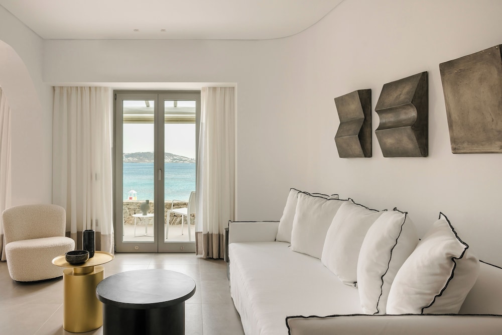 Grace Mykonos — Hotel rooms in Agios Stefanos, South Aegean