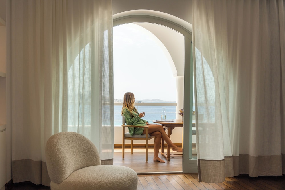 Grace Mykonos — Hotel rooms in Agios Stefanos, South Aegean