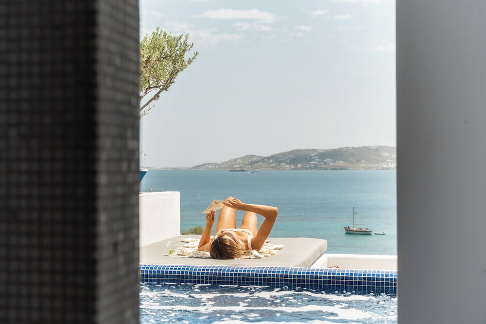 Grace Mykonos — Hotel rooms in Agios Stefanos, South Aegean