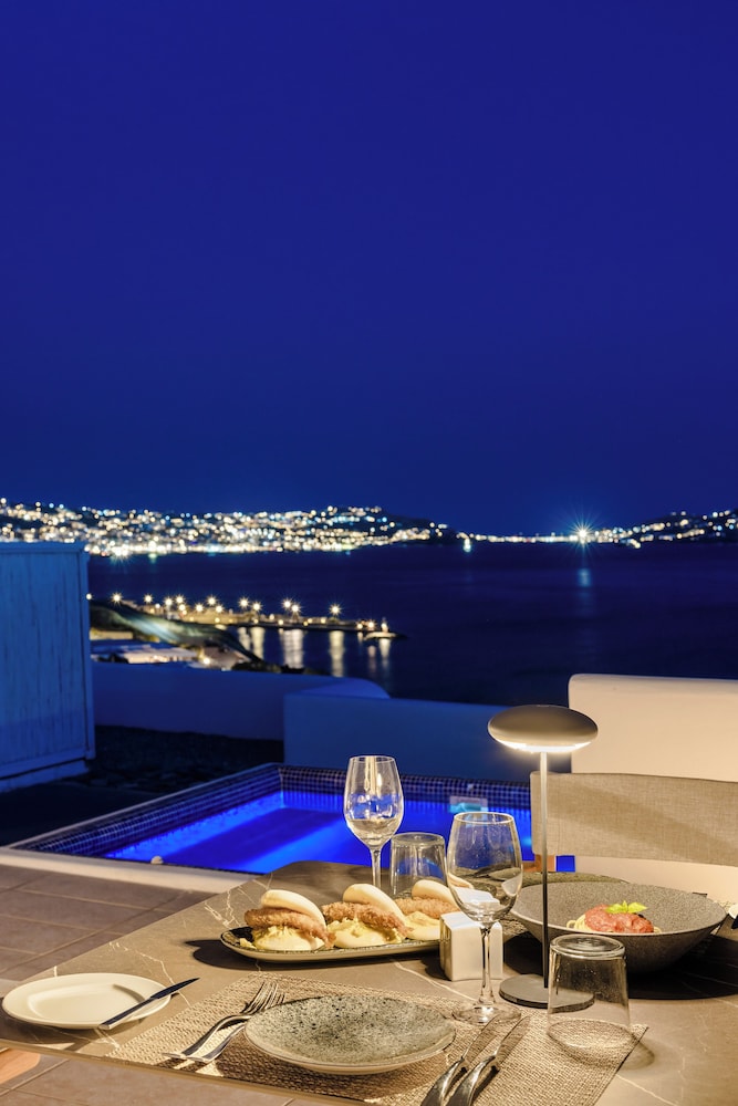Grace Mykonos — Restaurant & bars in Agios Stefanos, South Aegean