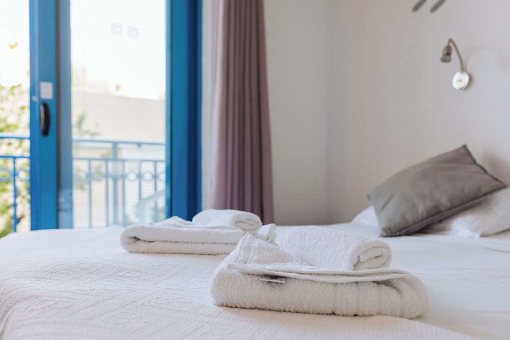 Nathalie Hotel — Hotel rooms in Ialyssos, South Aegean