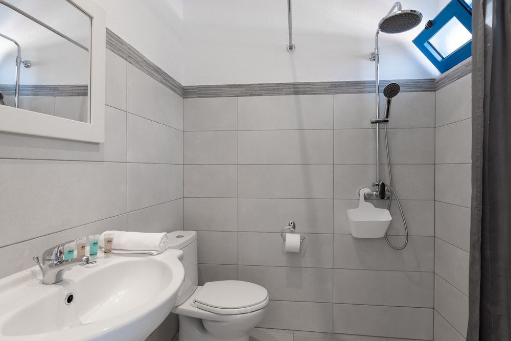 Nathalie Hotel — Hotel rooms in Ialyssos, South Aegean