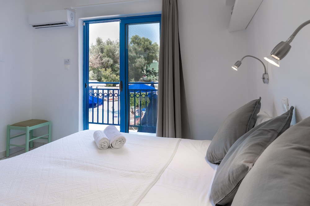 Nathalie Hotel — Hotel rooms in Ialyssos, South Aegean
