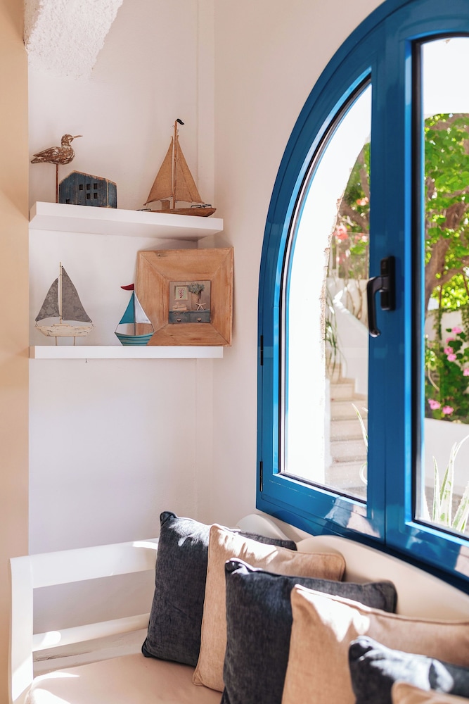 Nathalie Hotel — Hotel rooms in Ialyssos, South Aegean