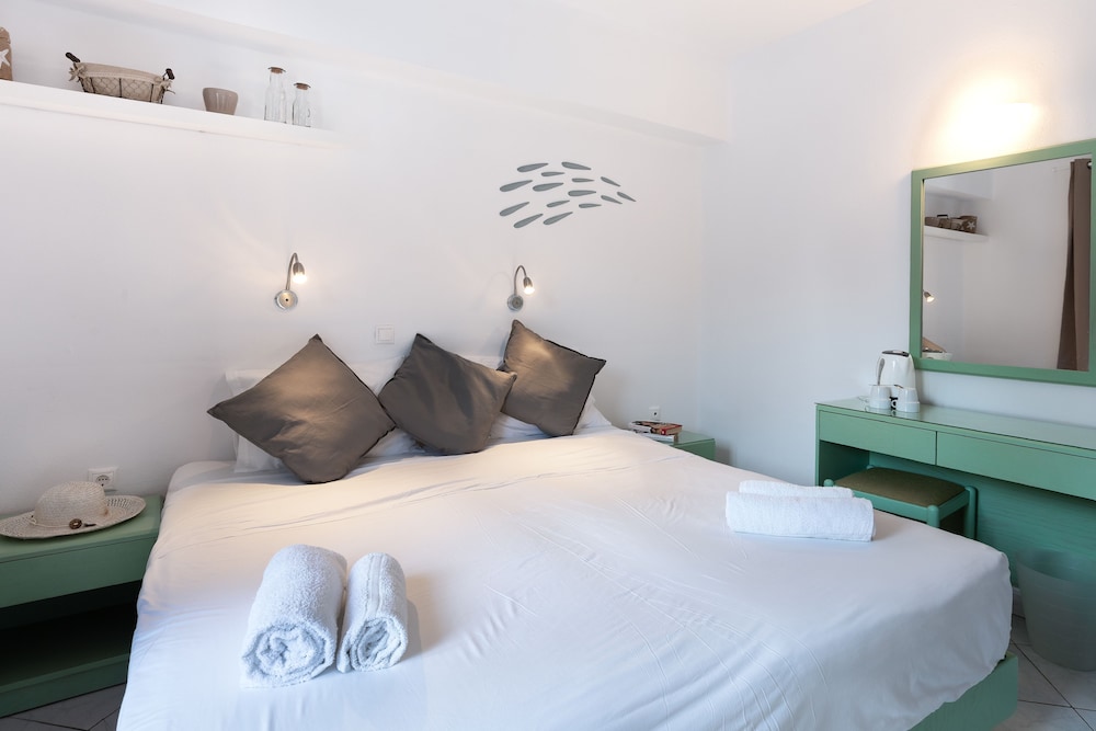 Nathalie Hotel — Hotel rooms in Ialyssos, South Aegean