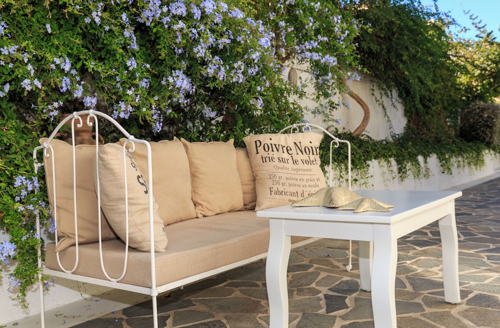 Nathalie Hotel — Hotel rooms in Ialyssos, South Aegean