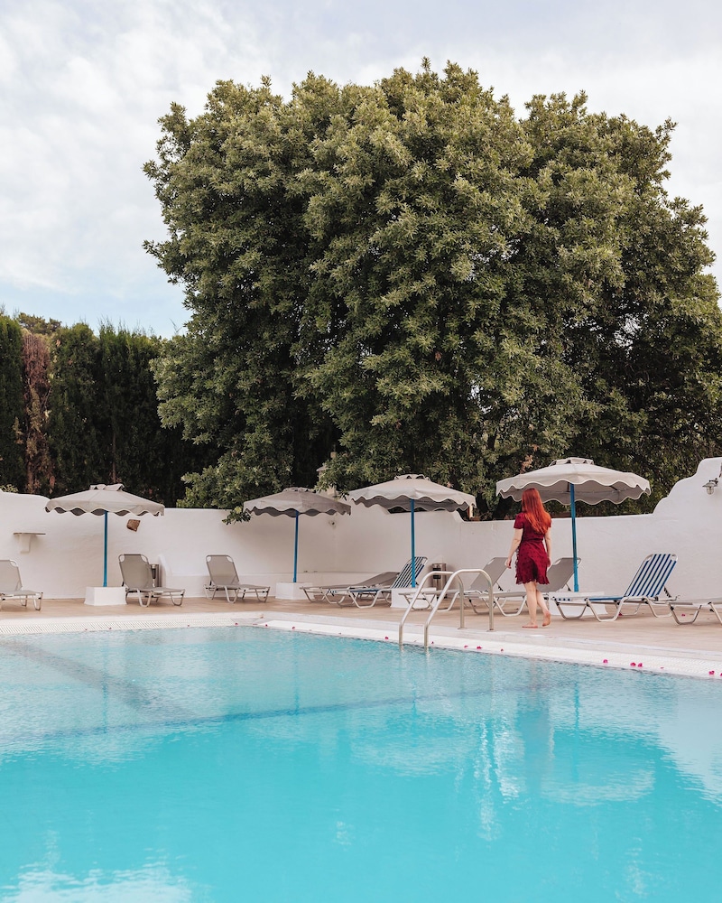 Nathalie Hotel — Swimming pool in Ialyssos, South Aegean