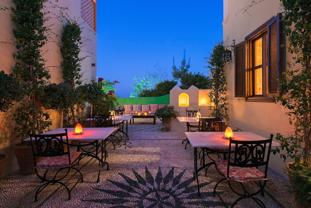 Nikos Takis Fashion Boutique Hotel - zdjęcie 5