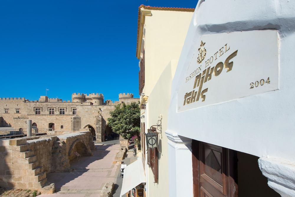 Nikos Takis Fashion Boutique Hotel - zdjęcie 4