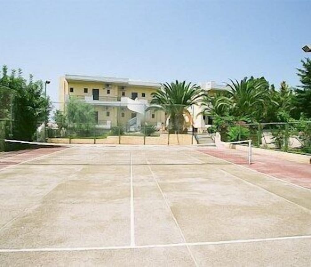 Nireas Hotel — Sports & recreation in Chania