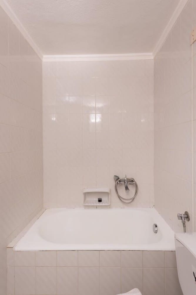 Nireas Hotel — Hotel rooms in Chania