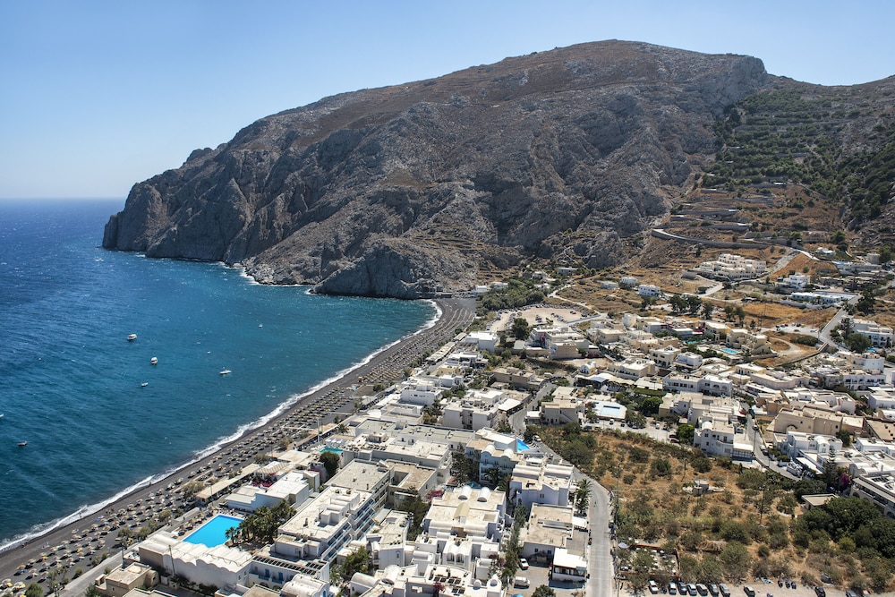 Nissia Beach Apartments and Suites — Attractions in the area in Kamari, South Aegean