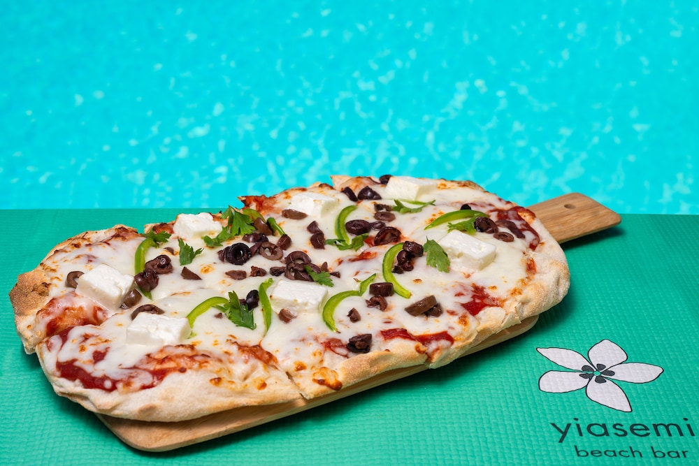 Nissia Beach Apartments and Suites — Restaurant & bars in Kamari, South Aegean