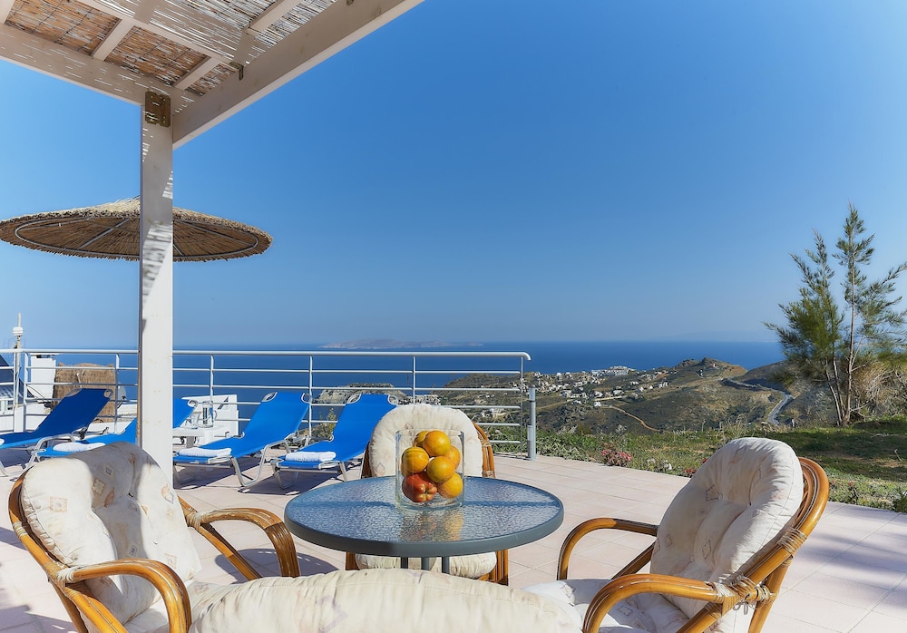 Nymphes Luxury Apartments — Attractions in the area in Lygaria