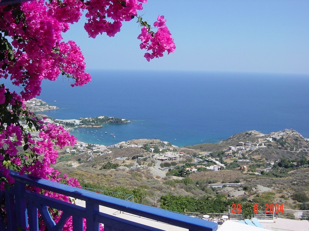 Nymphes Luxury Apartments — Attractions in the area in Lygaria
